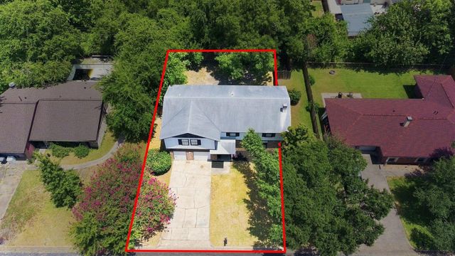 2011 Avenue T, Huntsville, TX 77340