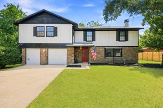 2011 Avenue T, Huntsville, TX 77340