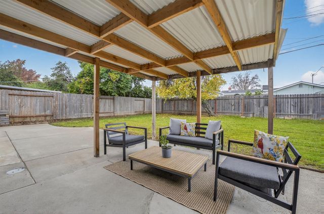 3425 wemberley, Sacramento, CA 95864