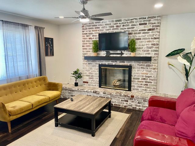 3425 wemberley, Sacramento, CA 95864