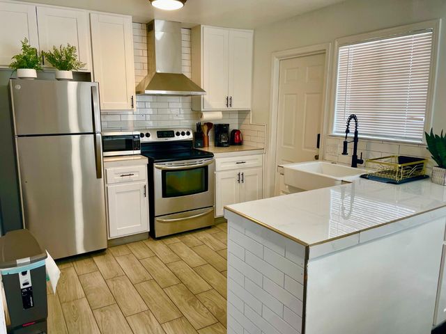 3425 wemberley, Sacramento, CA 95864