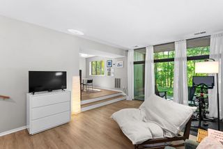 1668 PARKCREST CIR #100, Reston, VA 20190