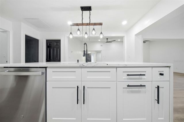 2014 SAN SEBASTIAN WAY S, Clearwater, FL 33763