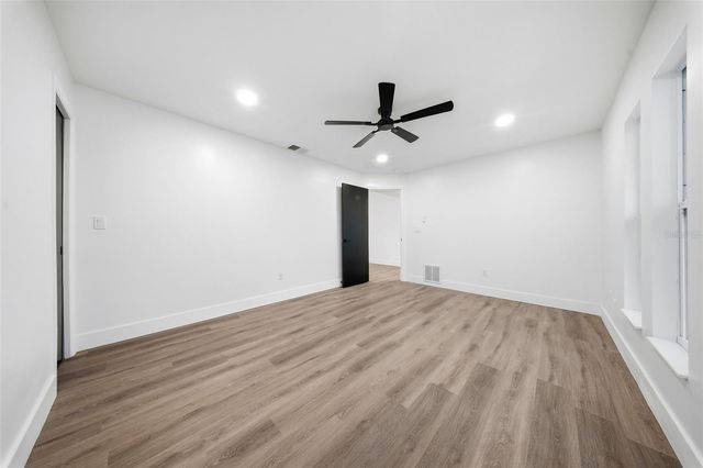 2014 SAN SEBASTIAN WAY S, Clearwater, FL 33763