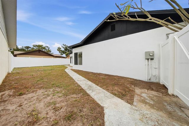 2014 SAN SEBASTIAN WAY S, Clearwater, FL 33763