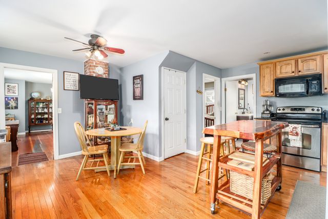 6 Thomas Lane, New Milford, CT 06776