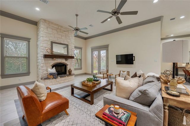 5217 Ruddy Duck Drive, College Station, TX 77845