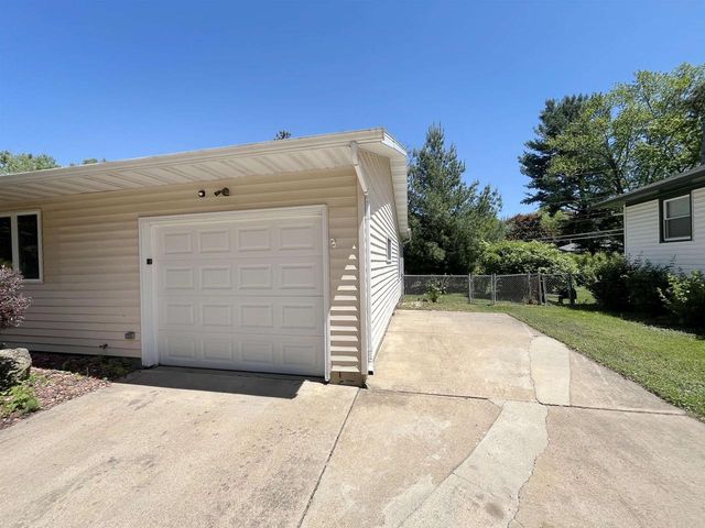 425 Mineau Parkway, Madison, WI 53711