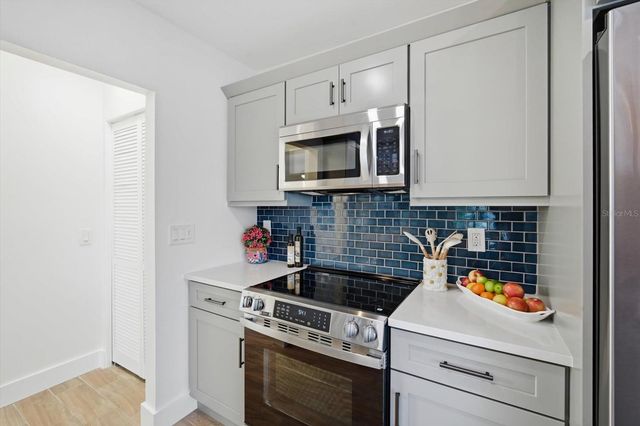 608 GLADSTONE LANE, Holmes Beach, FL 34217