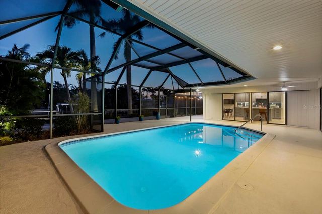 608 GLADSTONE LANE, Holmes Beach, FL 34217