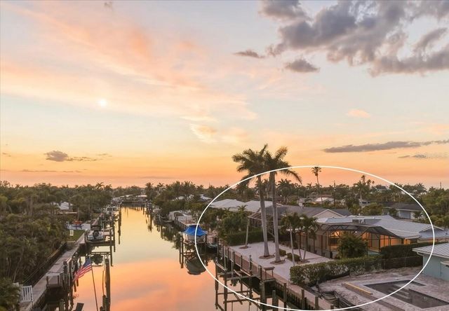 608 GLADSTONE LANE, Holmes Beach, FL 34217