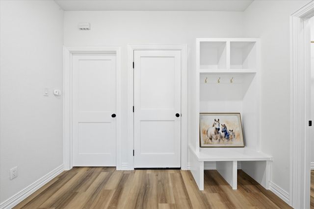 377 Oak Cove Court, Sunset, TX 76270