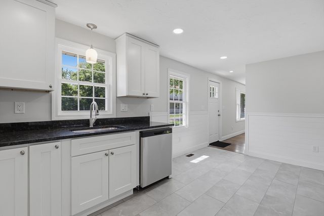 11 Dale Street, Spencer, MA 01562