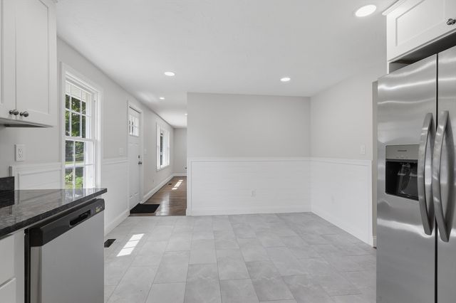 11 Dale Street, Spencer, MA 01562