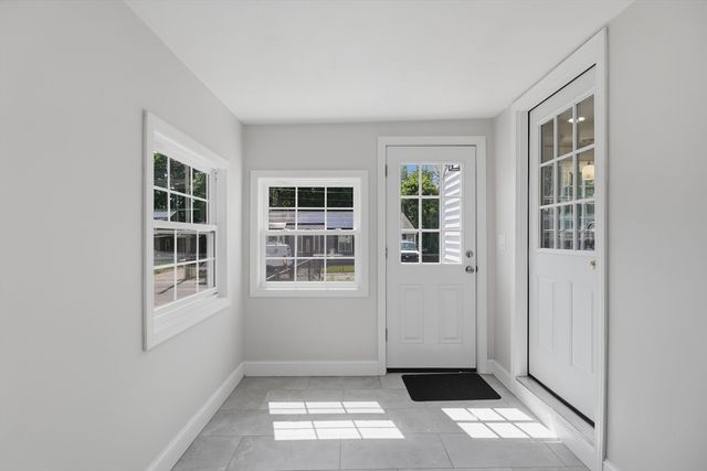 11 Dale Street, Spencer, MA 01562