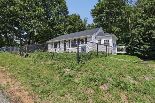 11 Dale Street, Spencer, MA 01562