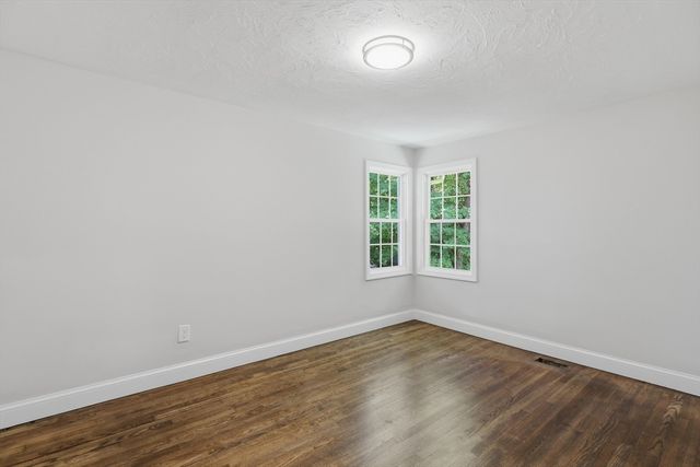 11 Dale Street, Spencer, MA 01562
