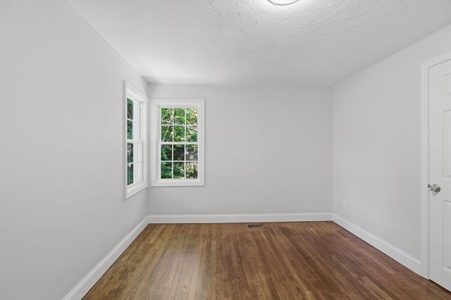 11 Dale Street, Spencer, MA 01562