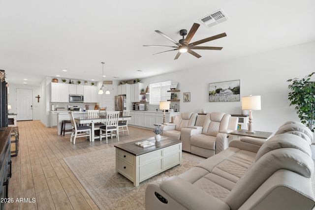 4646 S FERRIC --, Mesa, AZ 85212