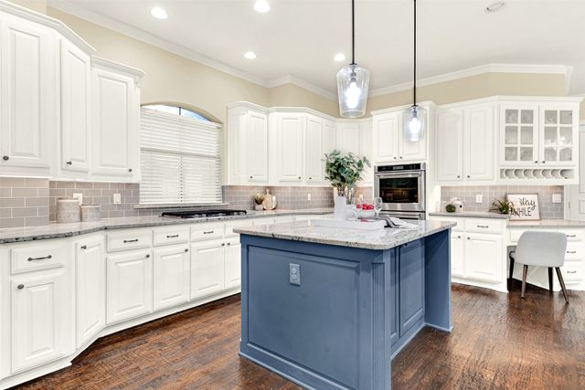 5045 SILVER LAKE Drive, Plano, TX 75093