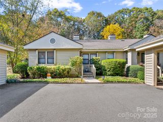 3901 Trinity Court, Asheville, NC 28805