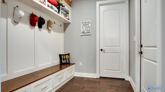 1830 Cherokee Ridge Drive, Union Grove, AL 35175