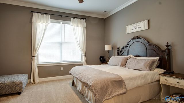 1830 Cherokee Ridge Drive, Union Grove, AL 35175