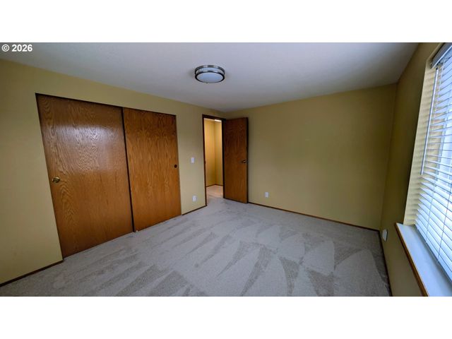 5701 Ne St Johns Rd 64, Vancouver, WA 98661