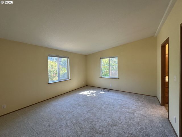 5701 Ne St Johns Rd 64, Vancouver, WA 98661