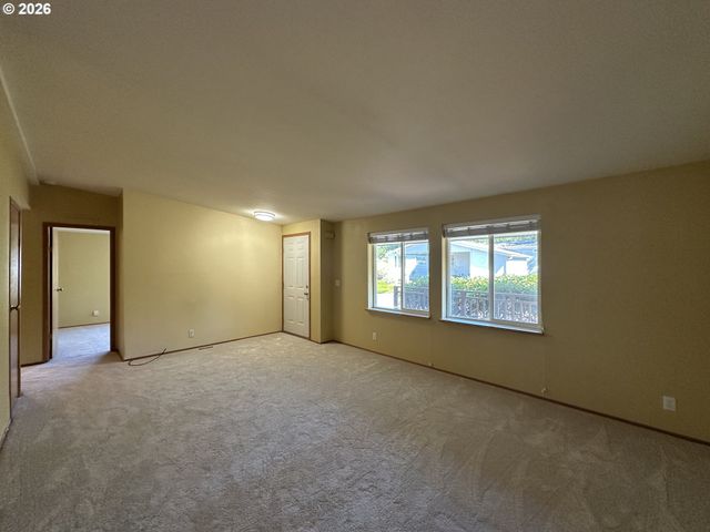 5701 Ne St Johns Rd 64, Vancouver, WA 98661