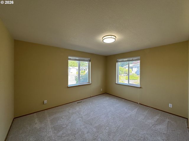5701 Ne St Johns Rd 64, Vancouver, WA 98661