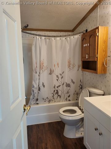 1851 Fisher Ridge Road, Kenna, WV 25248