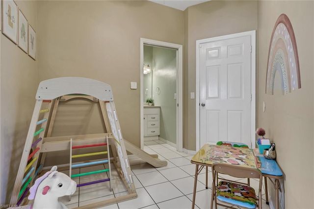 10701 Blue Bimini CIR, Estero, FL 33928