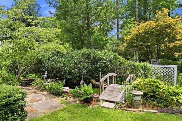 11555 Northgate Way, Roswell, GA 30075