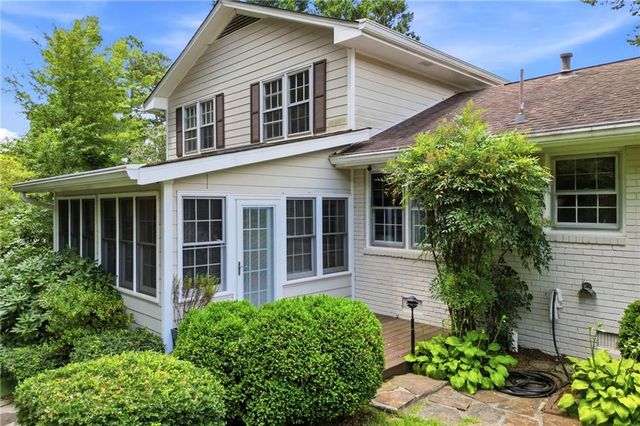 11555 Northgate Way, Roswell, GA 30075