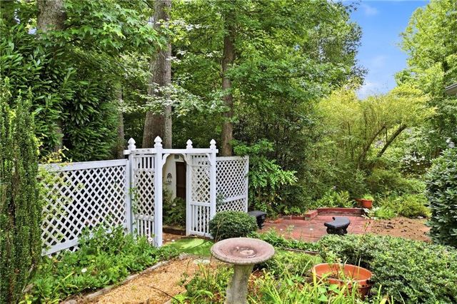 11555 Northgate Way, Roswell, GA 30075