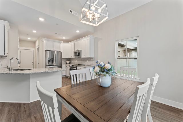 3116 Bootknife Dr, Bell Buckle, TN 37020