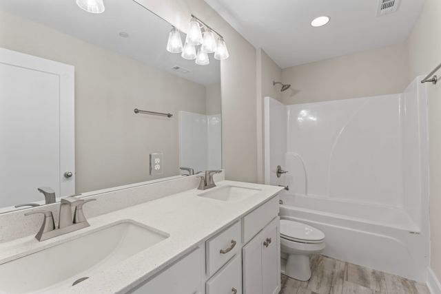 3116 Bootknife Dr, Bell Buckle, TN 37020