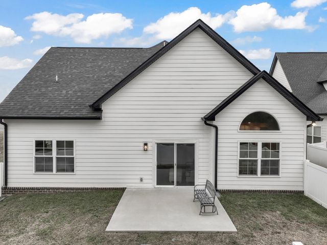 3116 Bootknife Dr, Bell Buckle, TN 37020