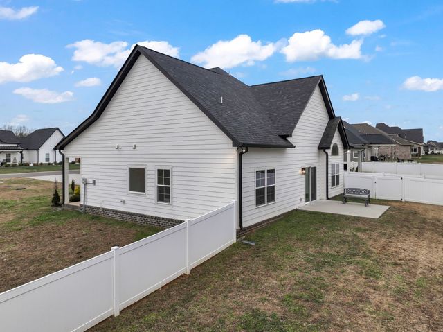 3116 Bootknife Dr, Bell Buckle, TN 37020