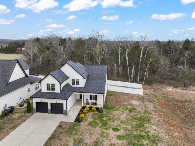 3116 Bootknife Dr, Bell Buckle, TN 37020