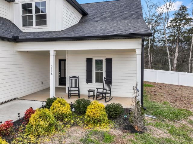 3116 Bootknife Dr, Bell Buckle, TN 37020