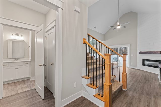 3116 Bootknife Dr, Bell Buckle, TN 37020