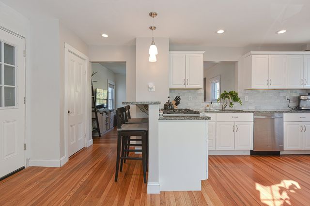 204 Front 2, Weymouth, MA 02189
