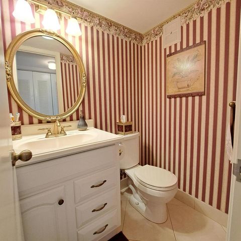 53 Northampton C, West Palm Beach, FL 33417