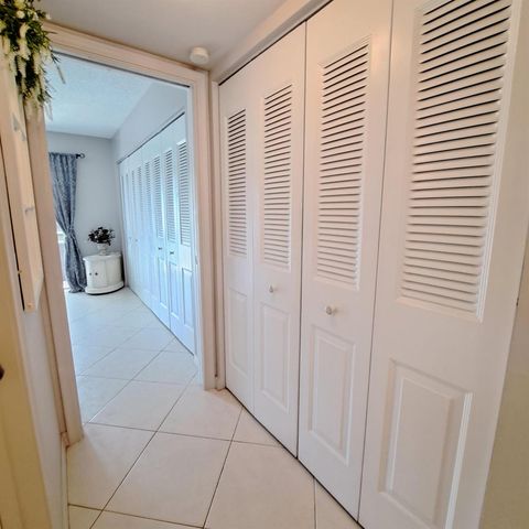 53 Northampton C, West Palm Beach, FL 33417