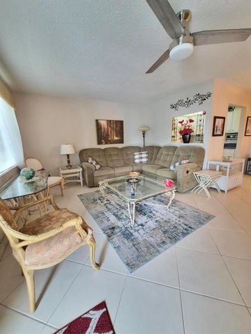 53 Northampton C, West Palm Beach, FL 33417