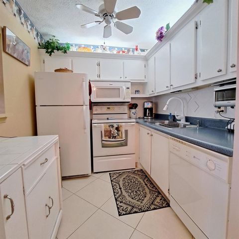 53 Northampton C, West Palm Beach, FL 33417