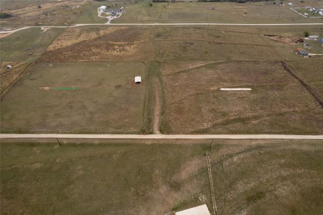 223 Saxon LN, Bertram, TX 78605