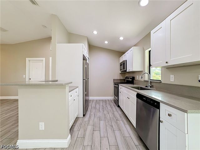 2612 15th ST SW, Lehigh Acres, FL 33976